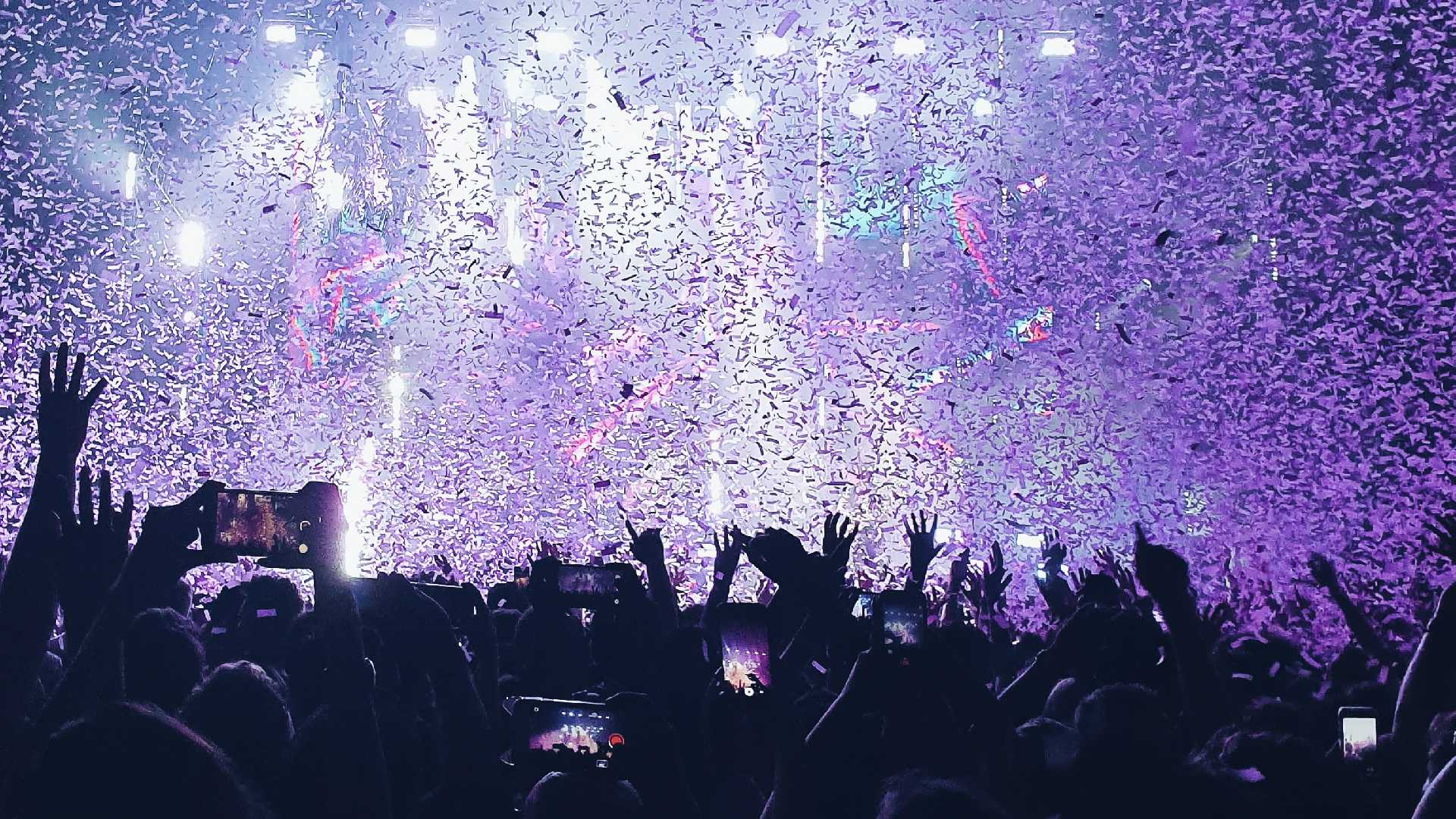 ABBA crowd 1920x1080.jpg